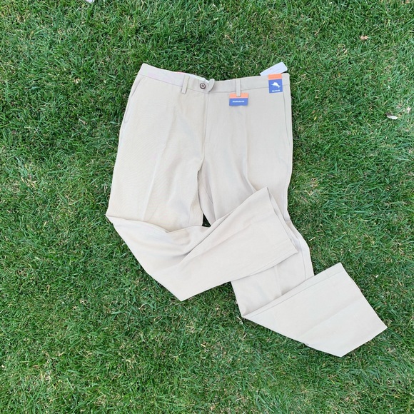 4 pairs of Tommy Bahamas - Picture 3 of 7